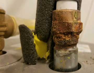Plumber Chesapeake Va | Rusted Water Heater Pipe